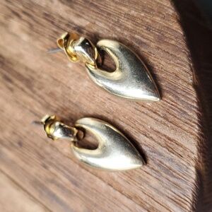 Retired avon doorknocker spike drop earrings E326‎